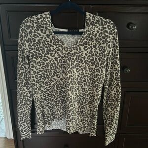 Cheetah printed sweater with hood from TRIXXI clothing. Size small